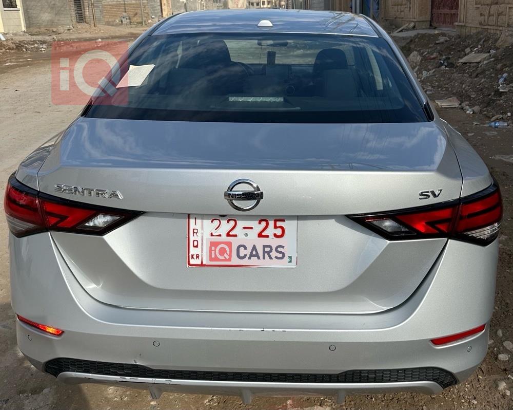 نیسان سێنترا